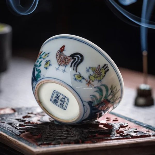 Chicken Cup (Chenghua) China's Great Ming Dynasty Chenghua doucai chicken pot cup from Jingdezhen - Image 2